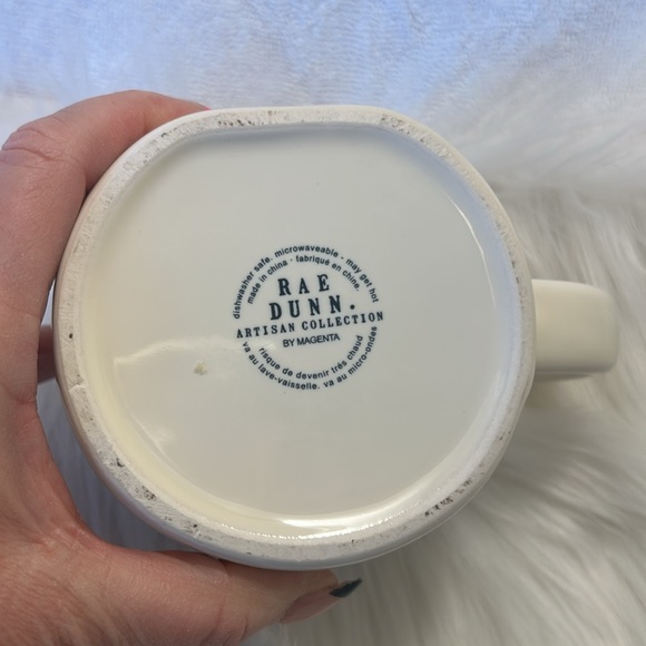 Original Rae Dunn ‘GRAD' Mug. - Picture 4 of 4